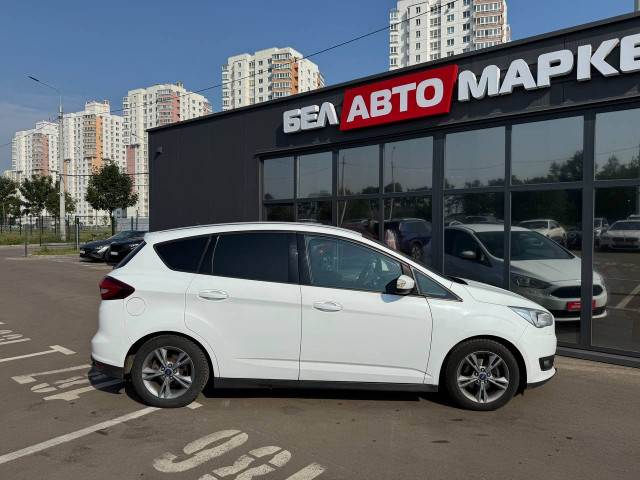 Фото автомобиля 3