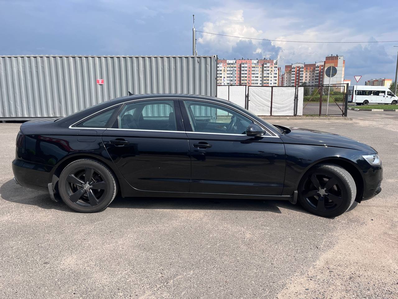 Фото автомобиля 3