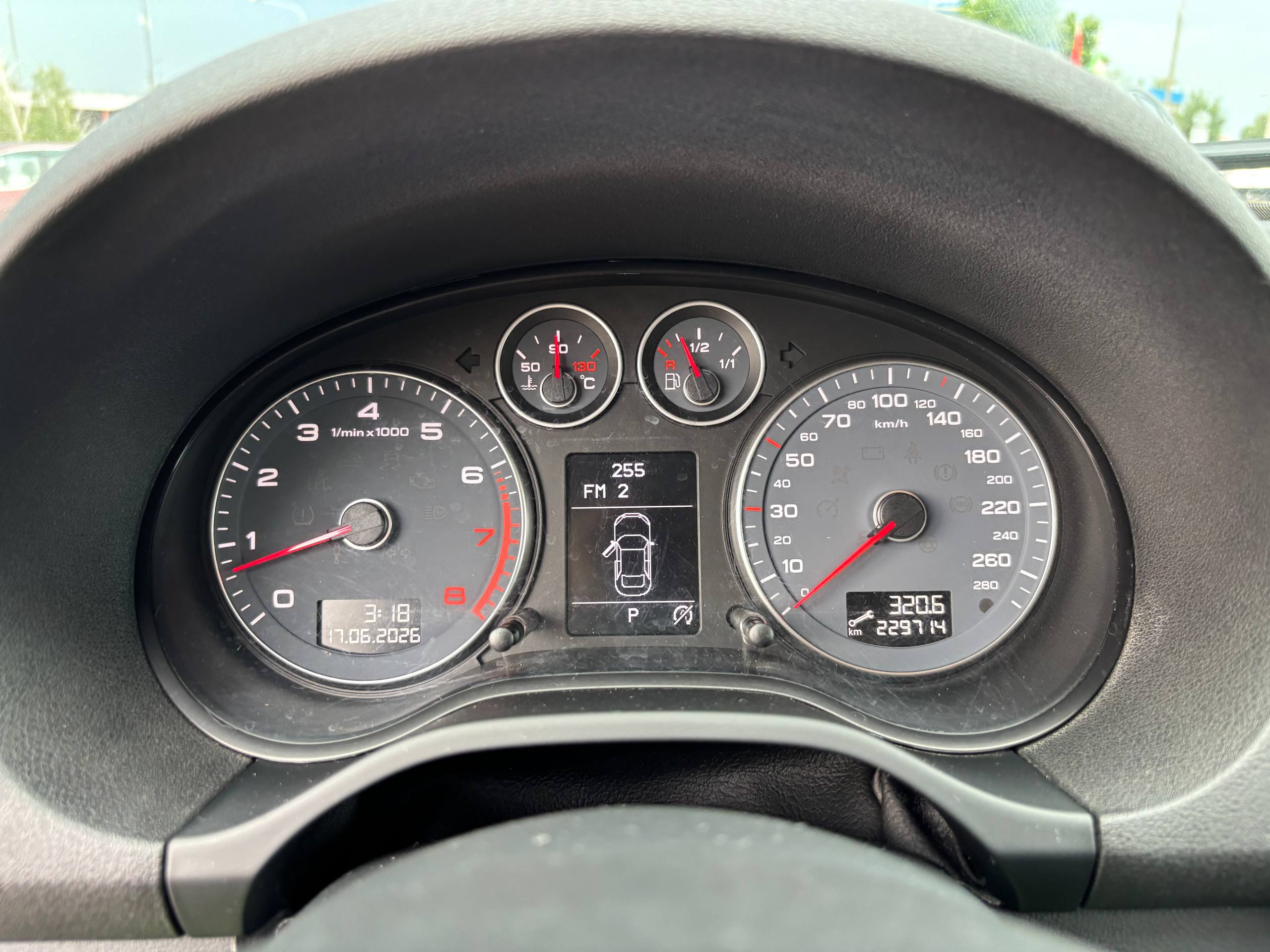 Фото автомобиля 10