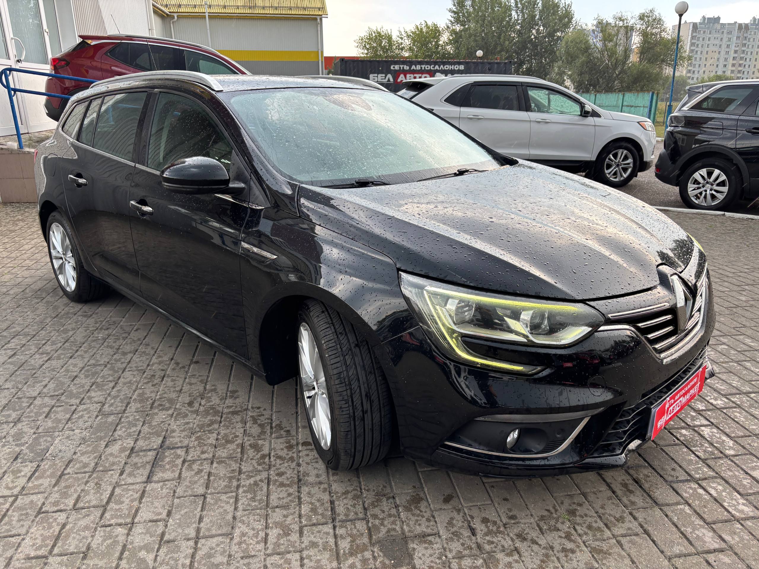 Фото автомобиля 3