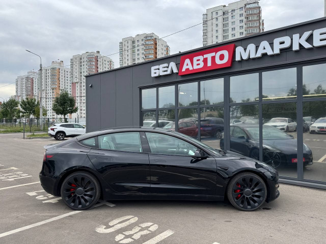 Фото автомобиля 3