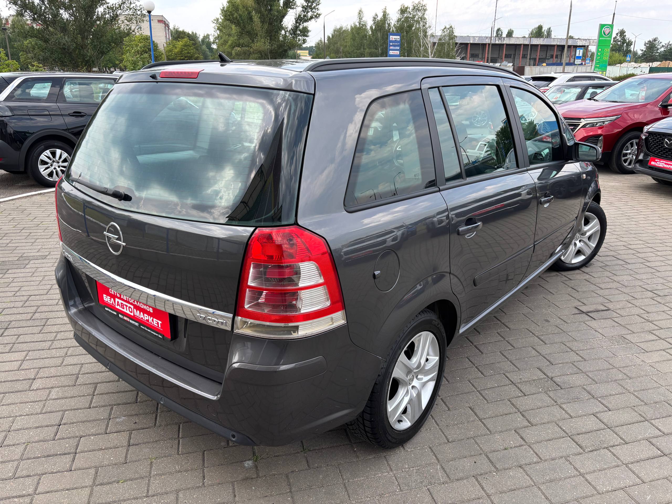 Фото автомобиля 5