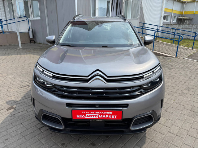 Фото автомобиля 3