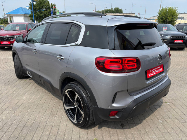 Фото автомобиля 8
