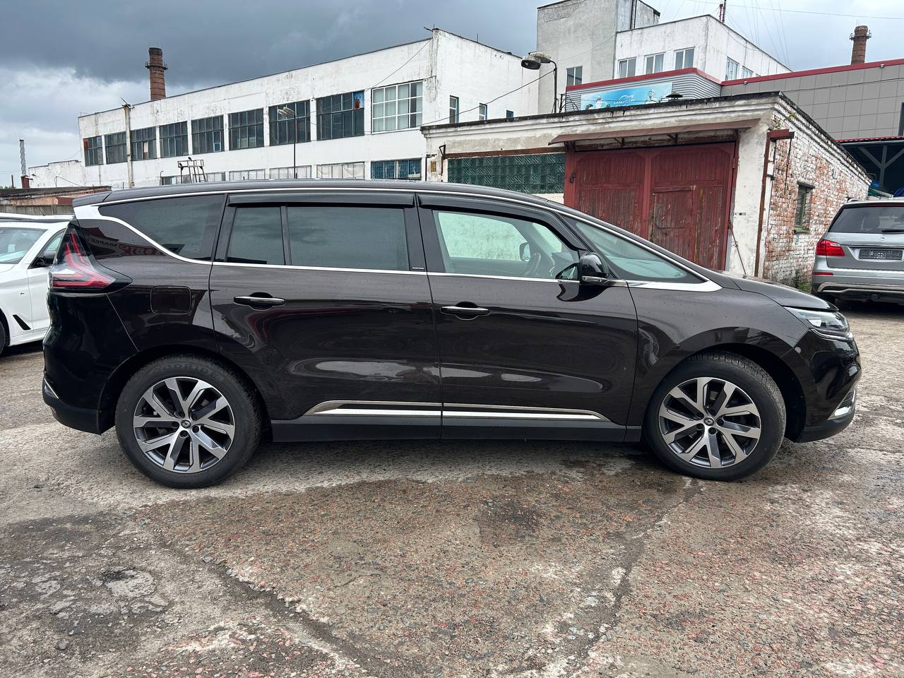 Фото автомобиля 3