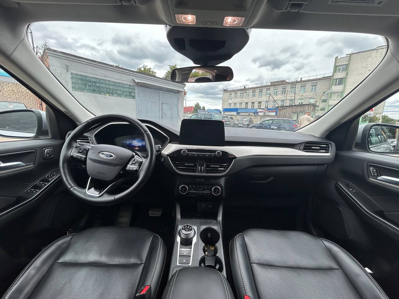 Фото автомобиля 10