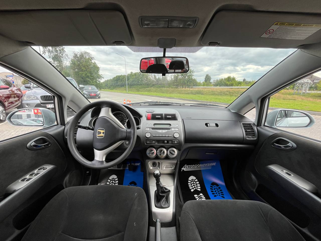 Фото автомобиля 12