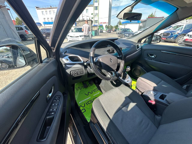 Фото автомобиля 8