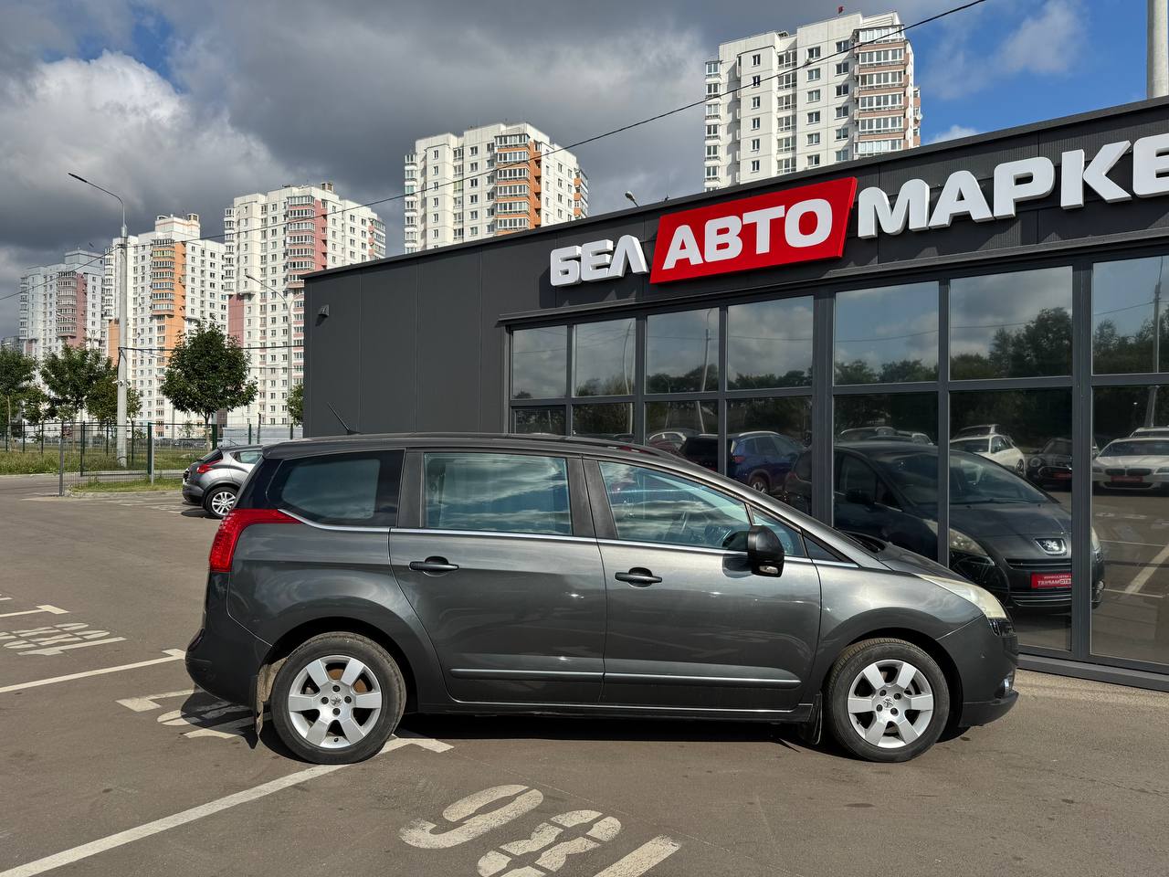 Фото автомобиля 3