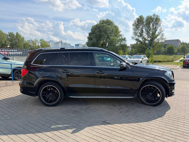 Фото автомобиля 2