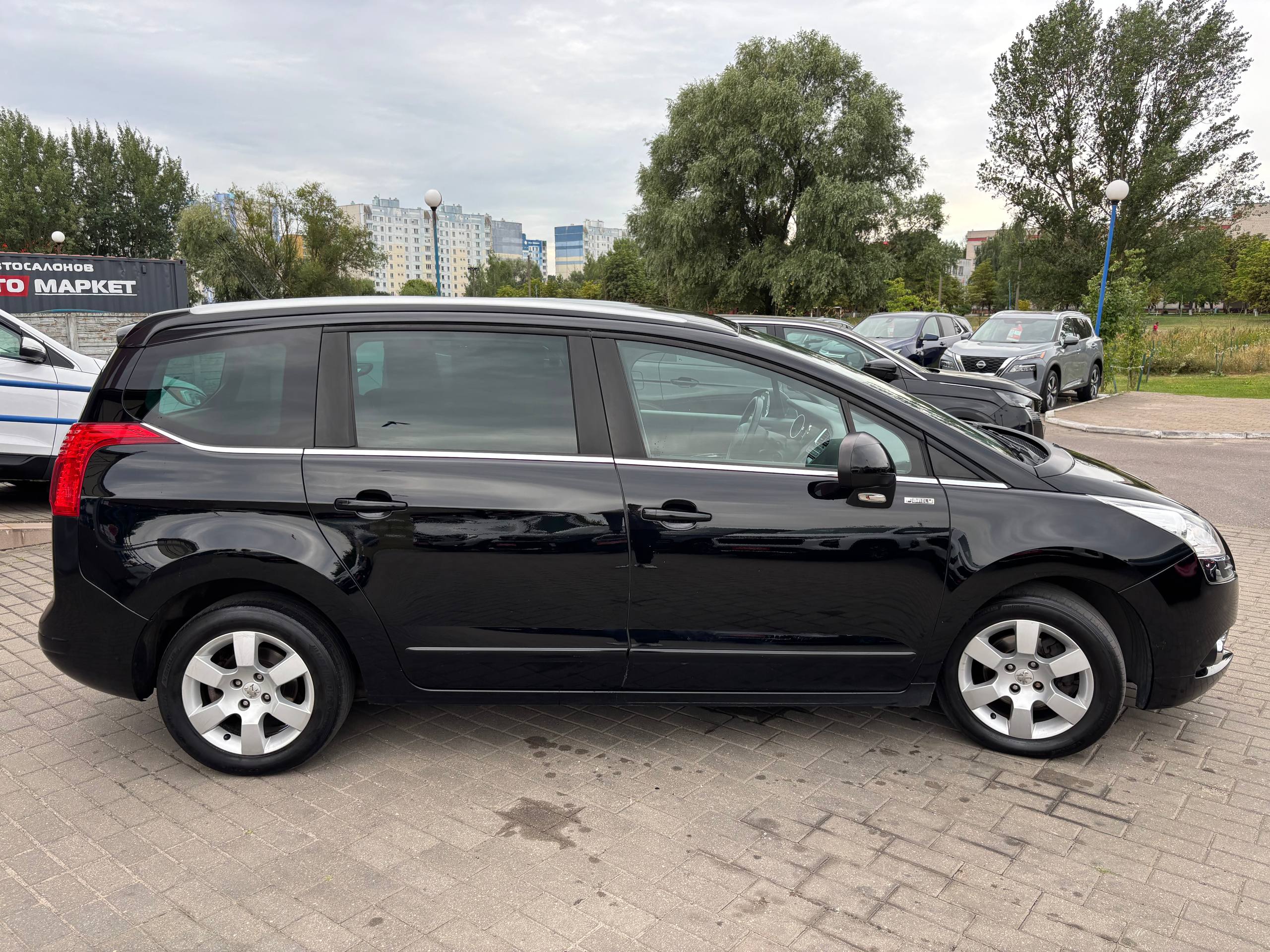 Фото автомобиля 3