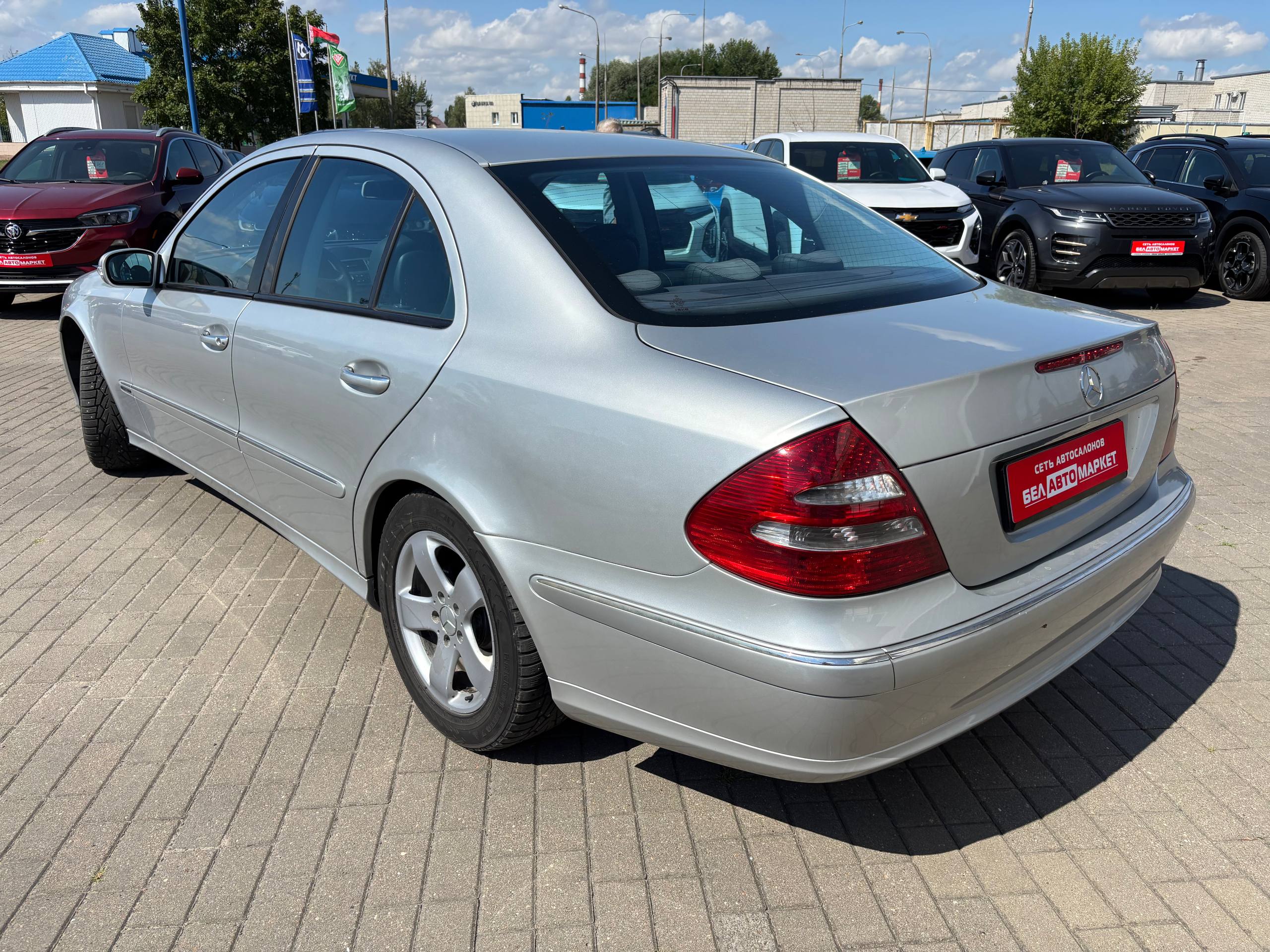 Фото автомобиля 7
