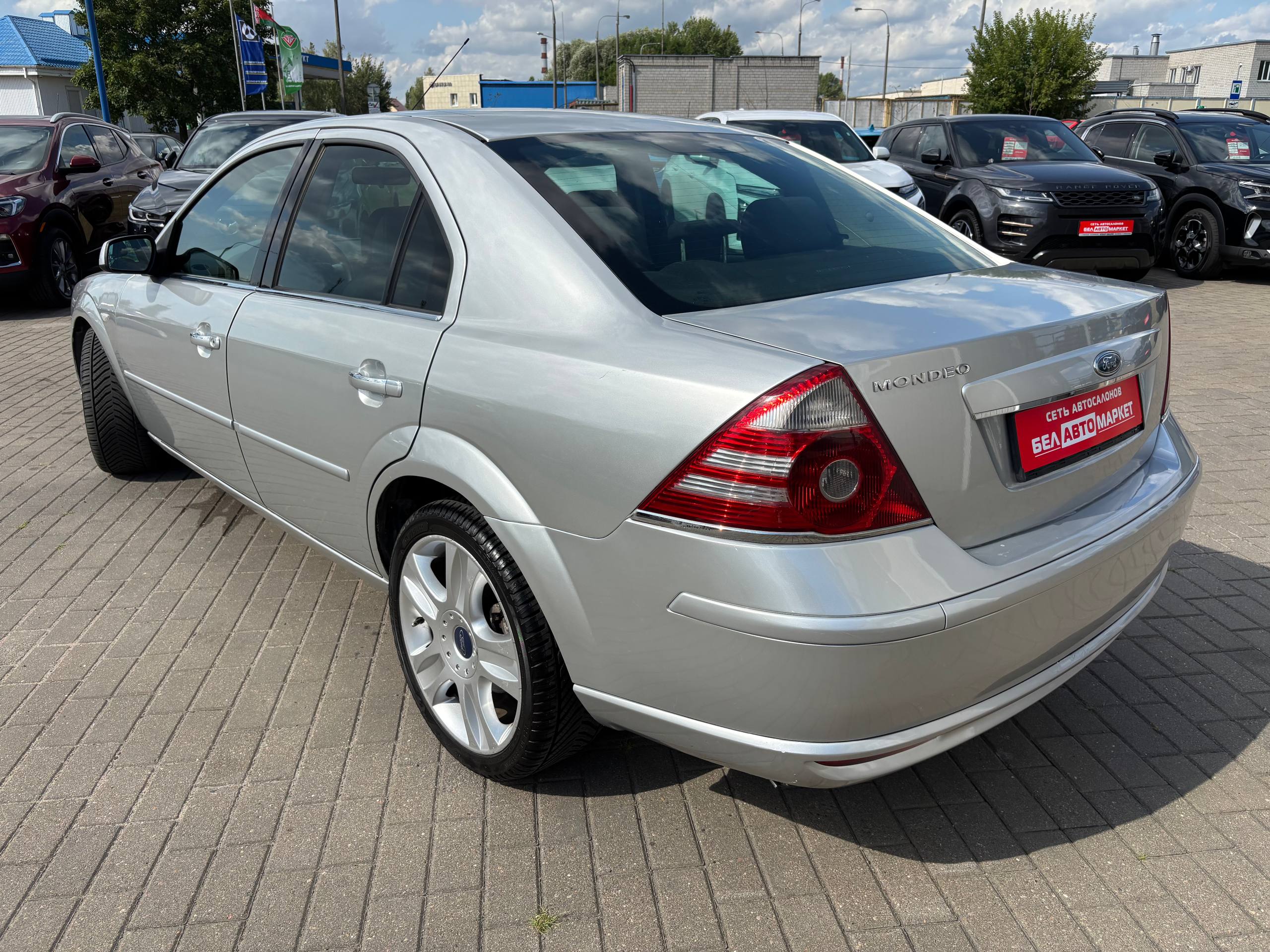 Фото автомобиля 7