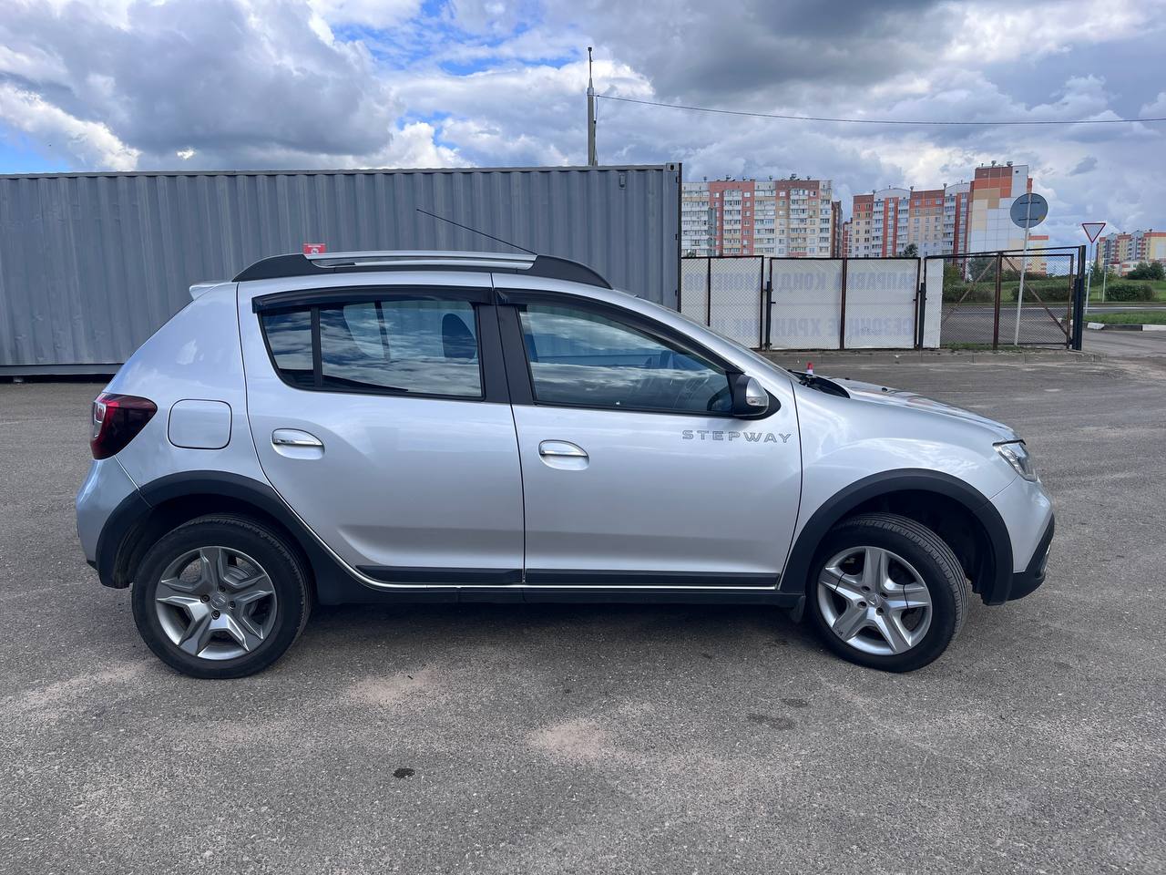 Фото автомобиля 3
