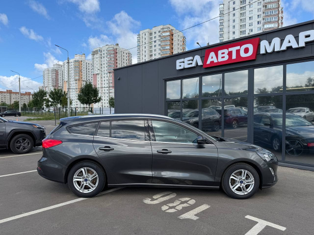 Фото автомобиля 3