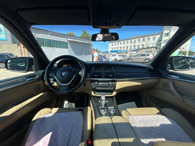 Фото автомобиля 10