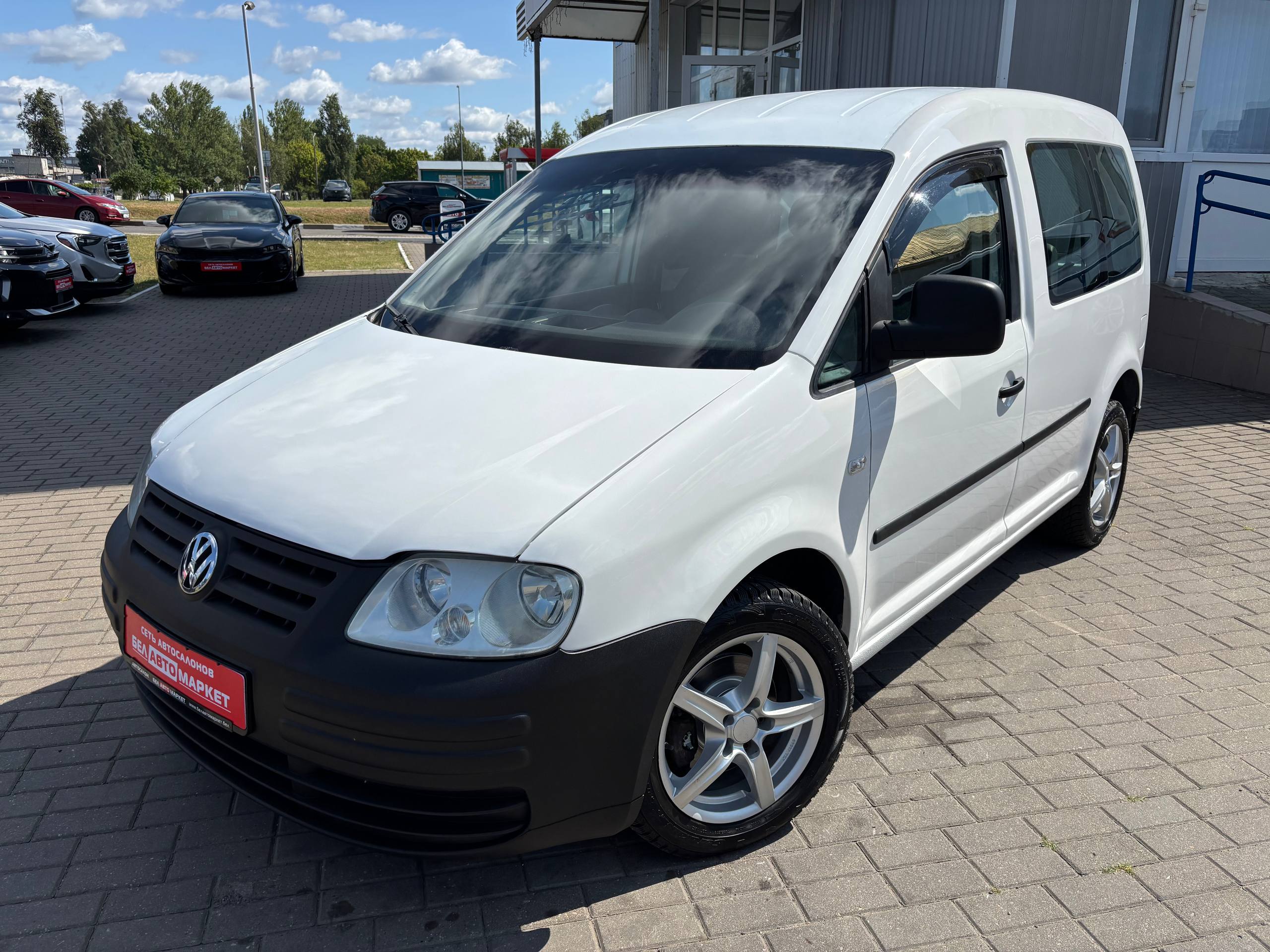 авто с пробегом volkswagen caddy 2006