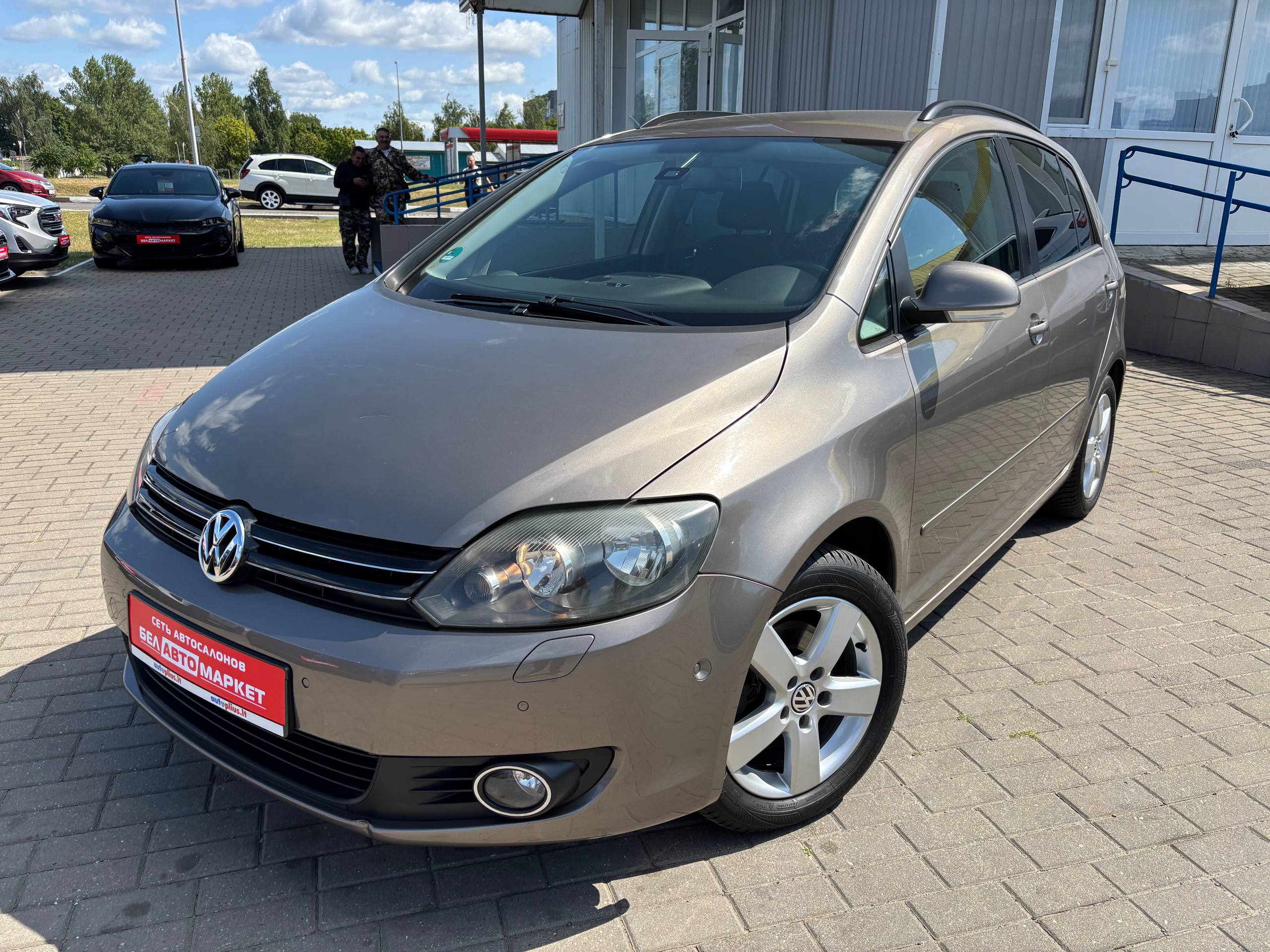 авто с пробегом volkswagen golf plus 2010