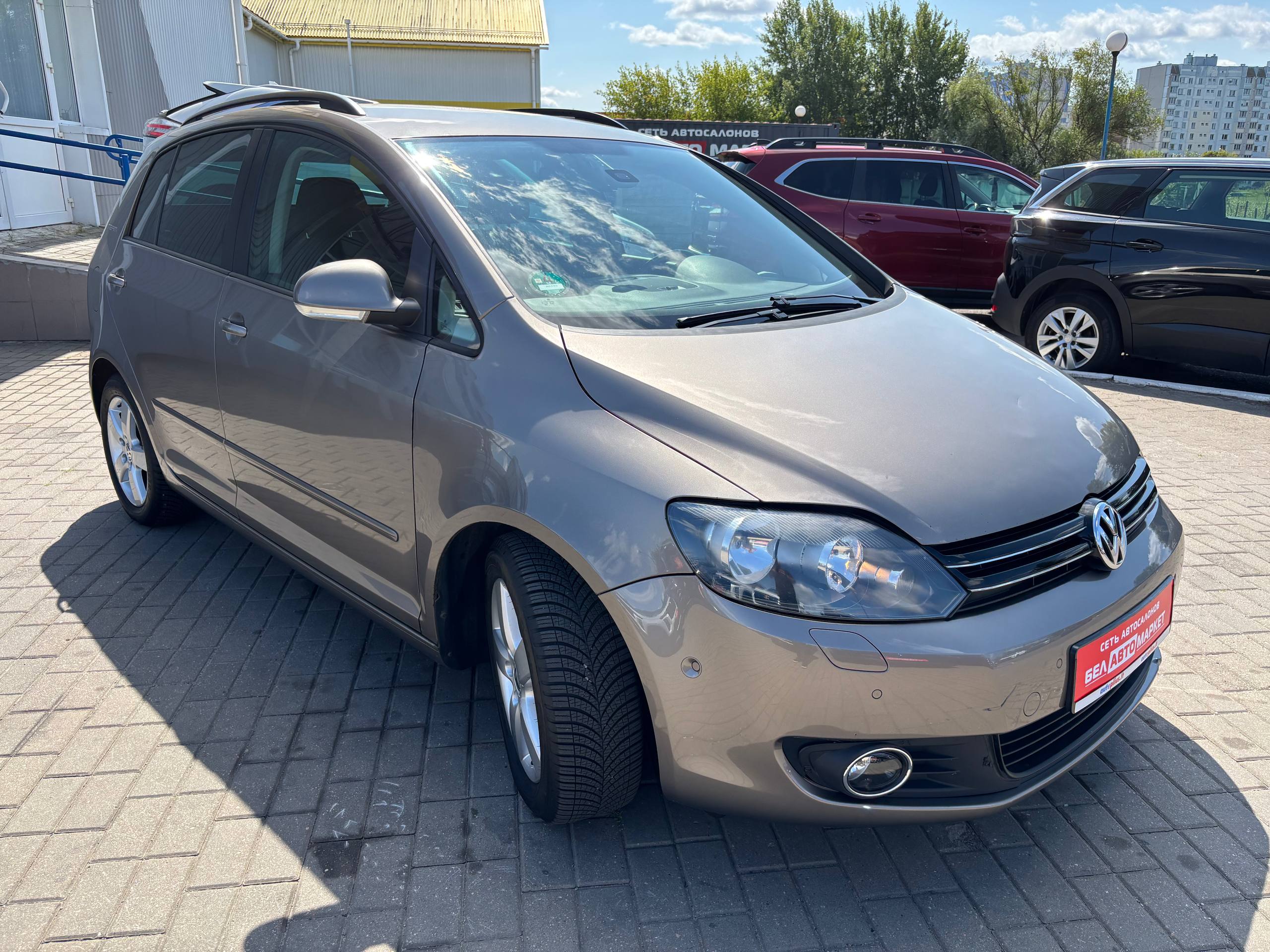 Фото автомобиля 3