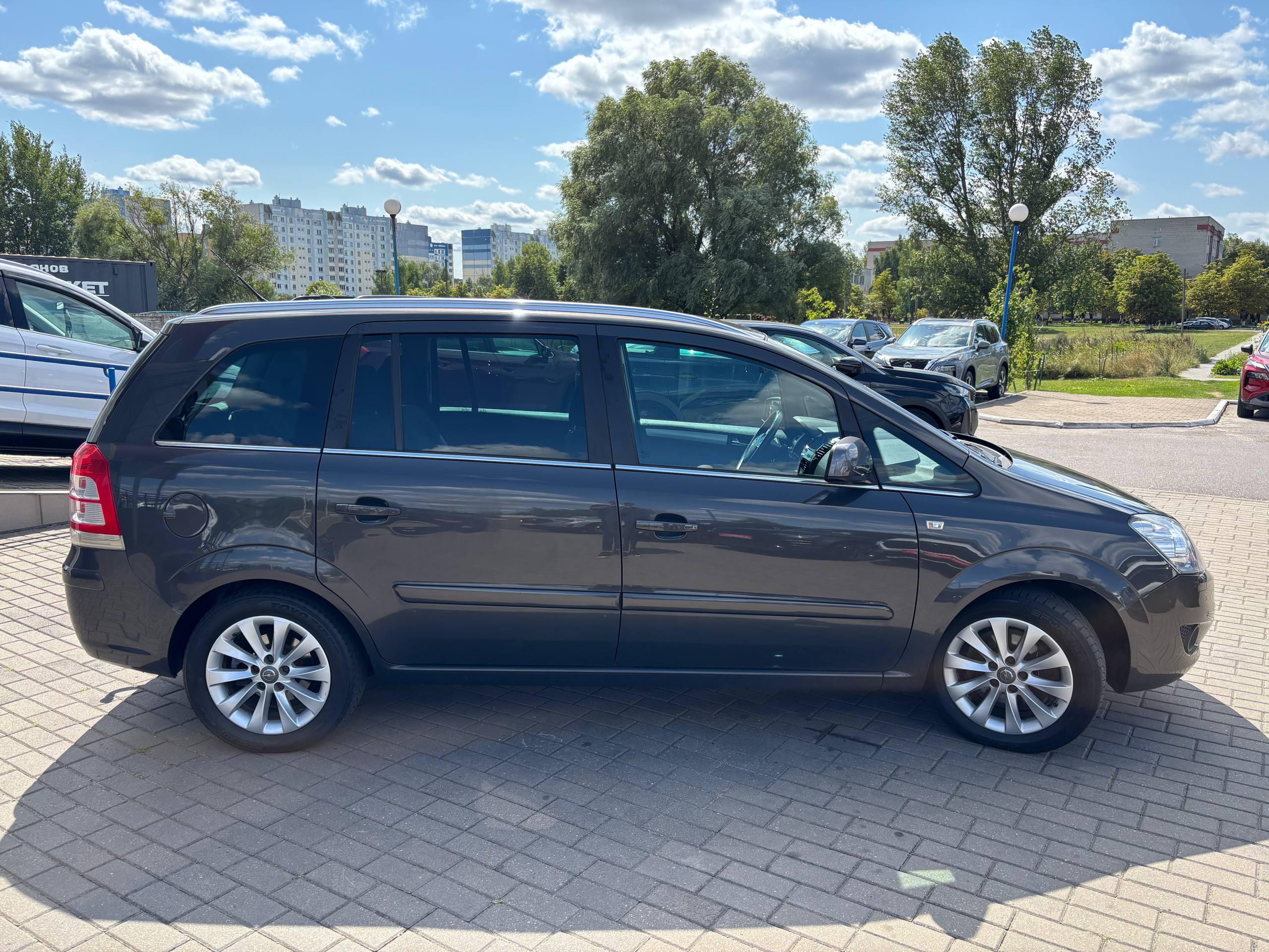 Фото автомобиля 5