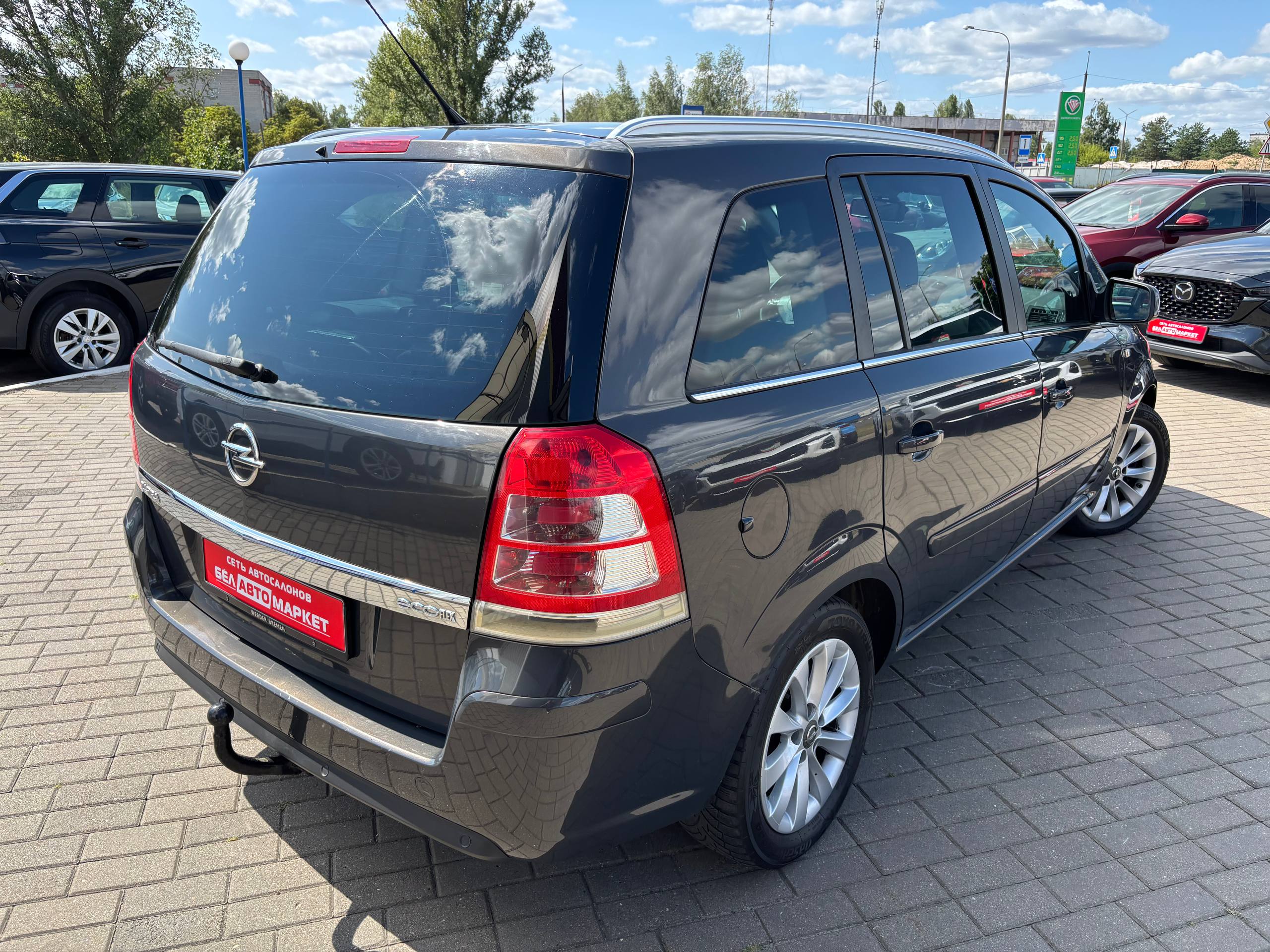 Фото автомобиля 6