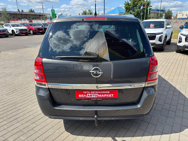 Фото автомобиля 2