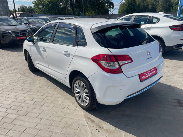 Фото автомобиля 6