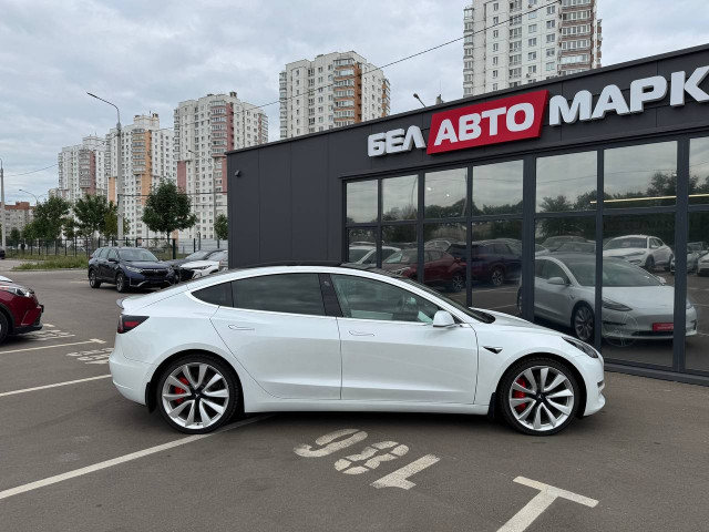 Фото автомобиля 3