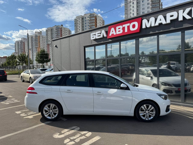 Фото автомобиля 3
