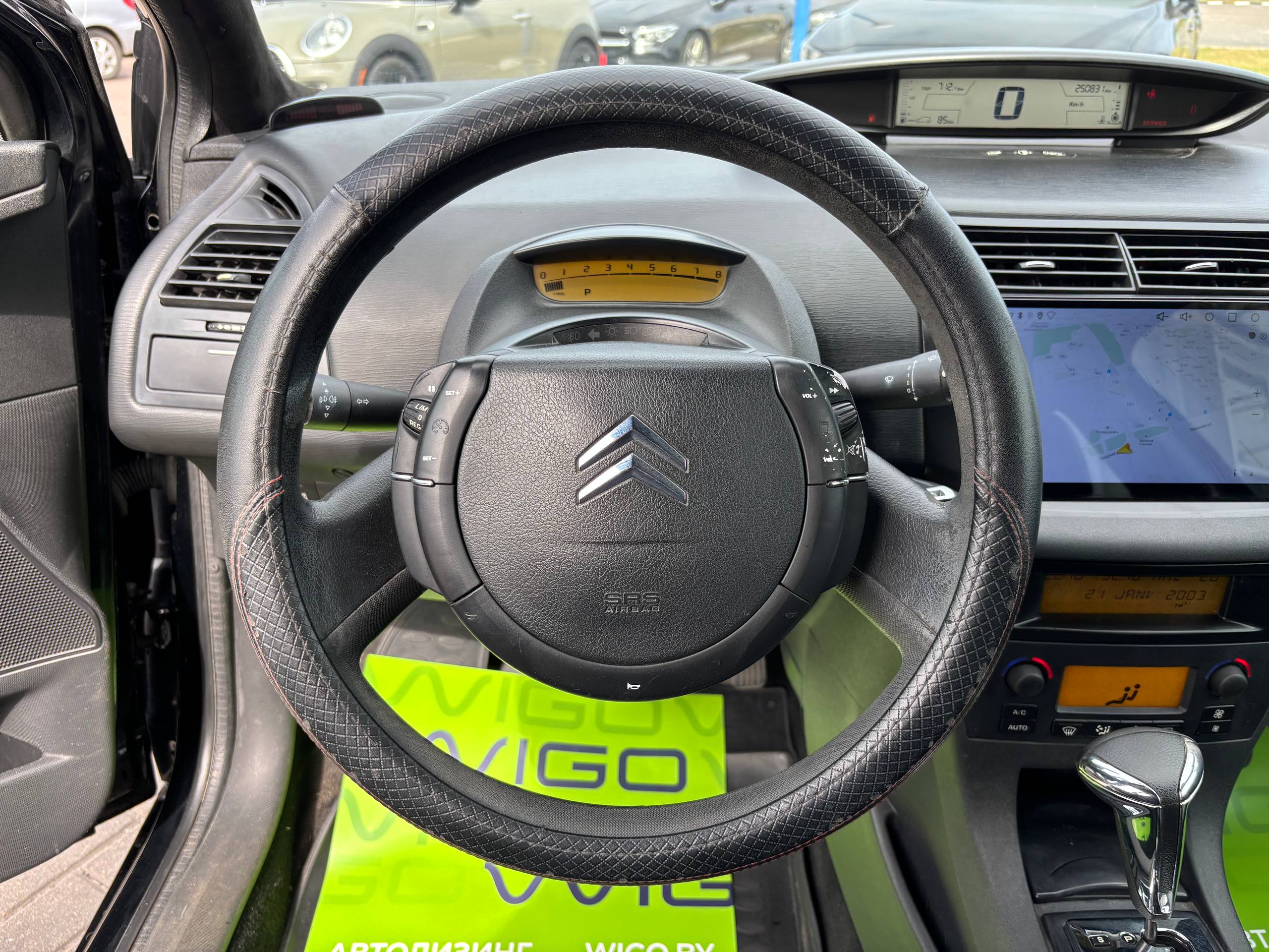 Фото автомобиля 9