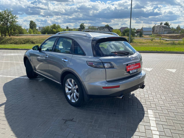 Фото автомобиля 7