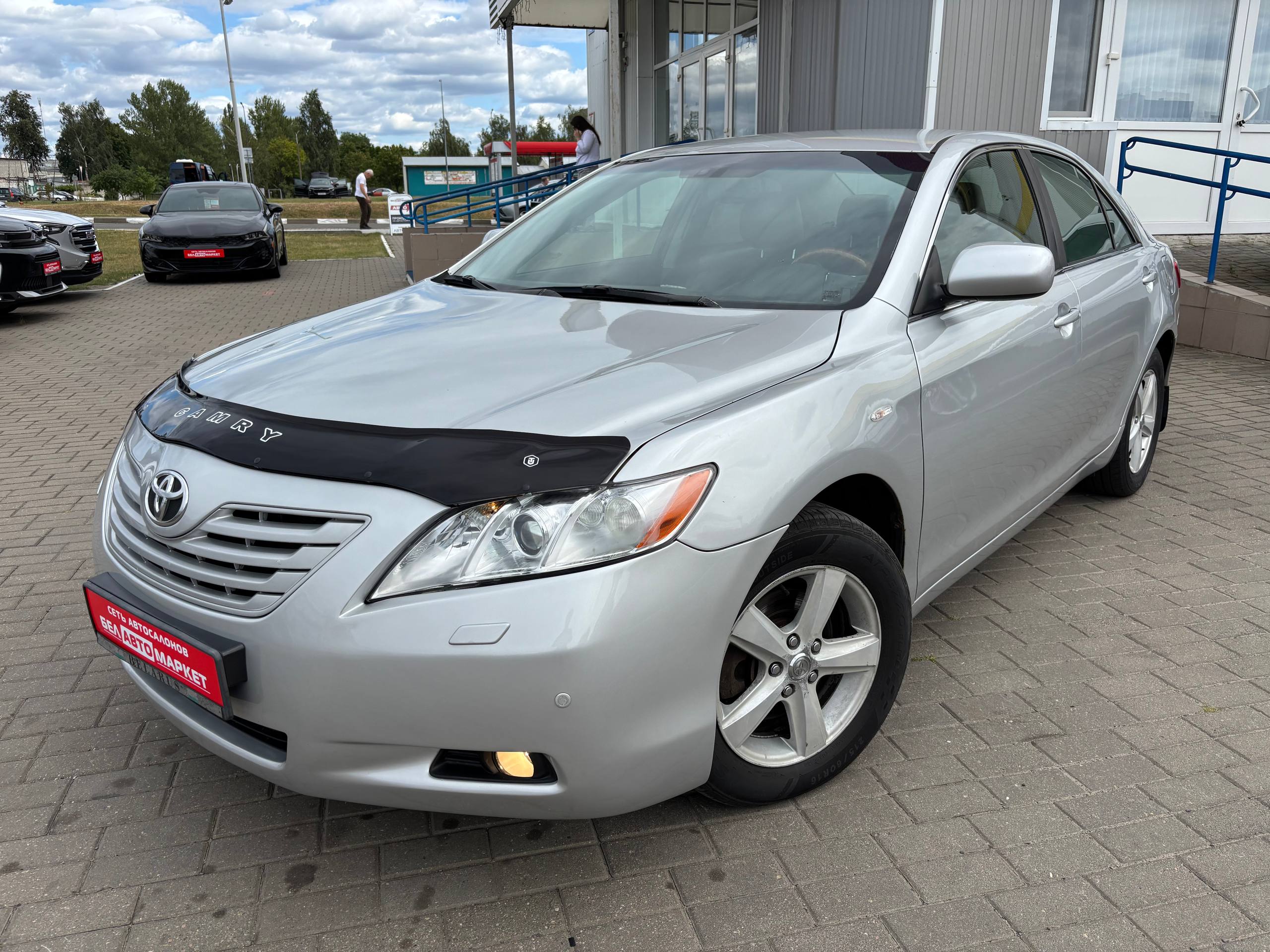 авто с пробегом toyota camry 2008