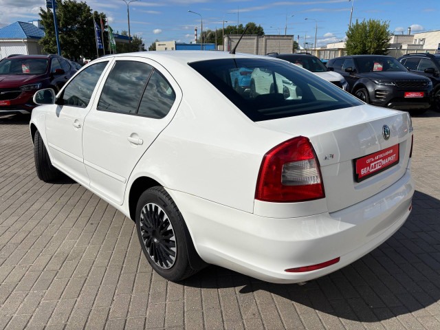 Фото автомобиля 6