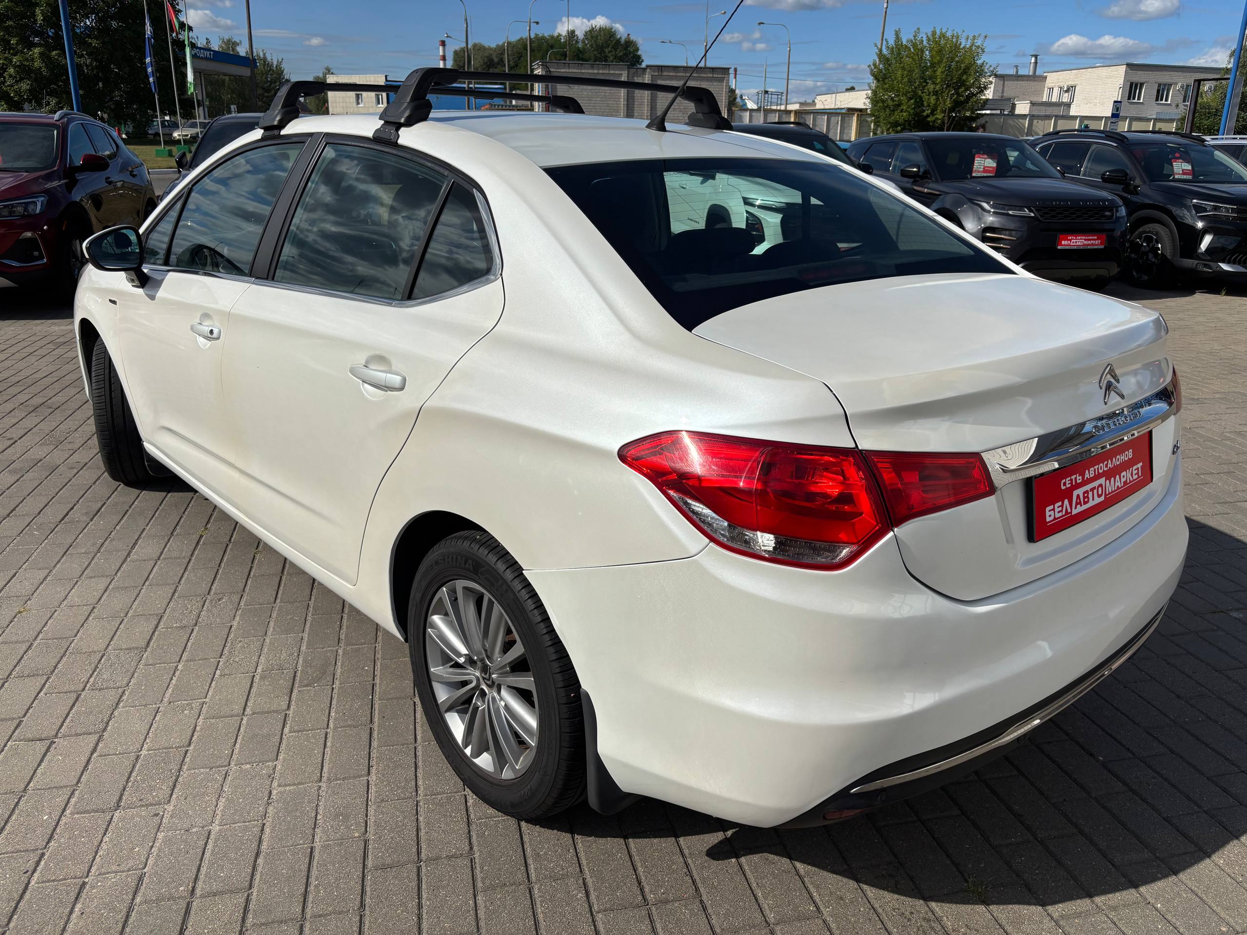 Фото автомобиля 7