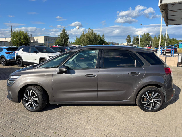 Фото автомобиля 7
