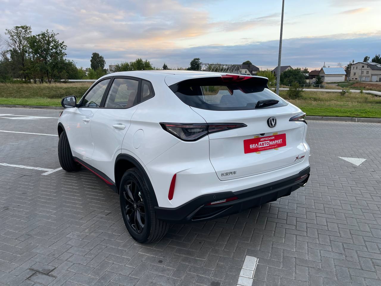 Фото автомобиля 6