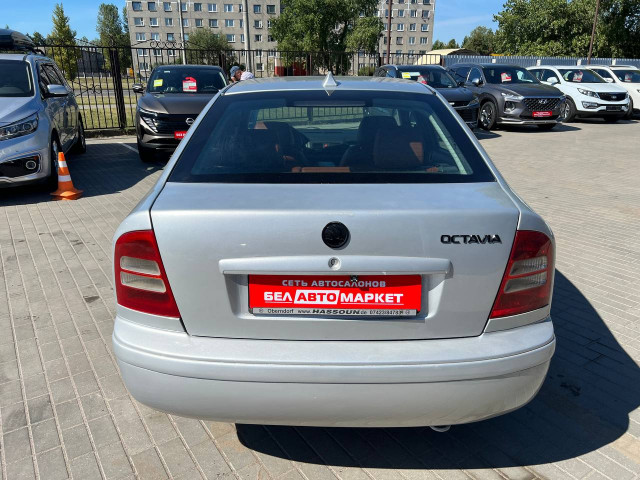 Фото автомобиля 7