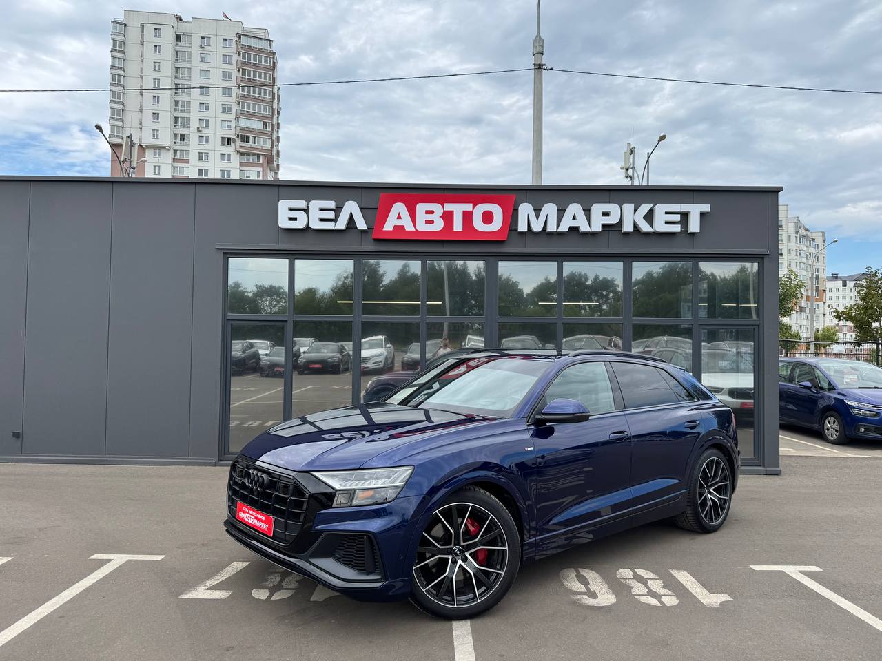 авто с пробегом audi q8 2020