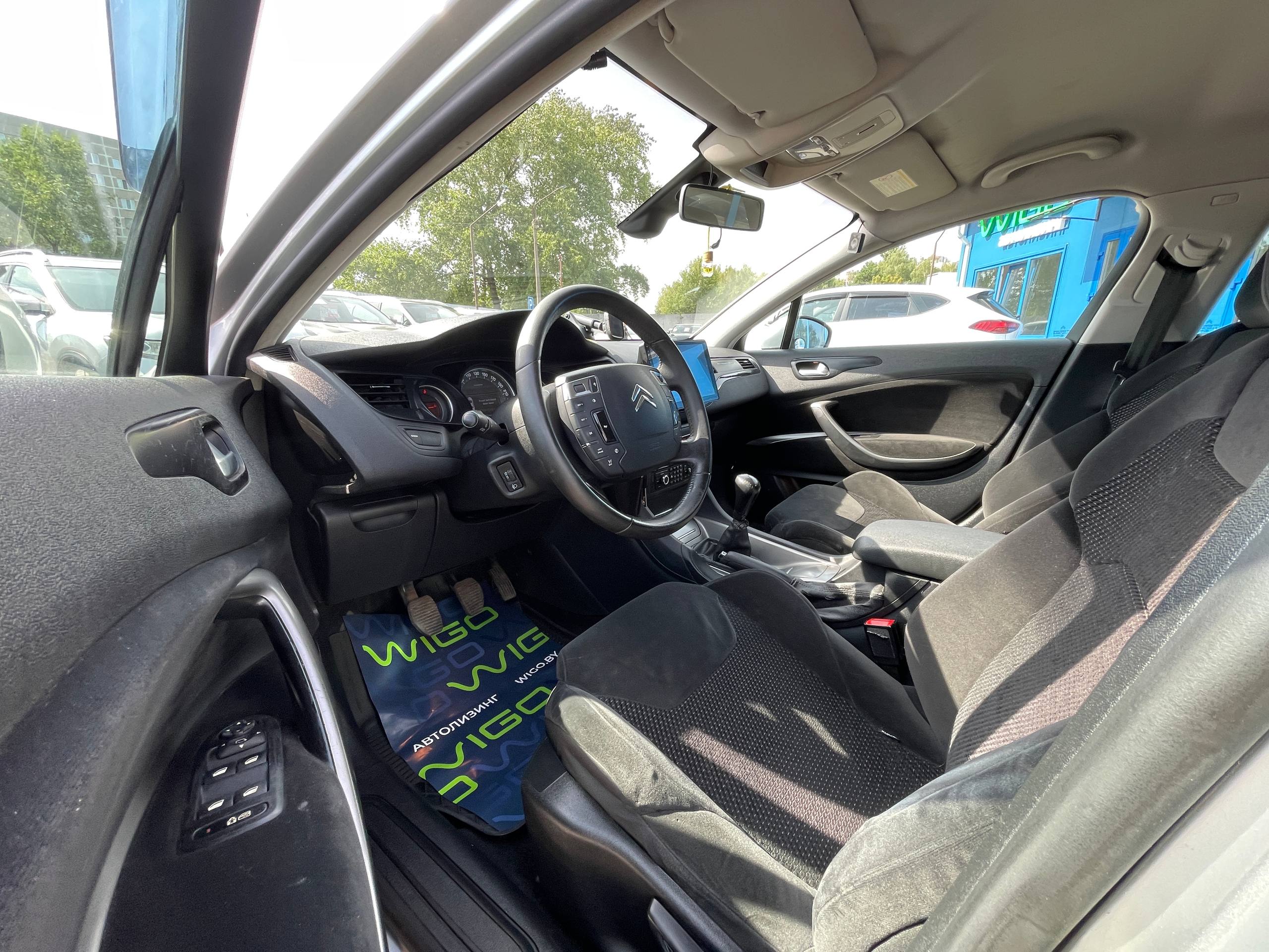 Фото автомобиля 7