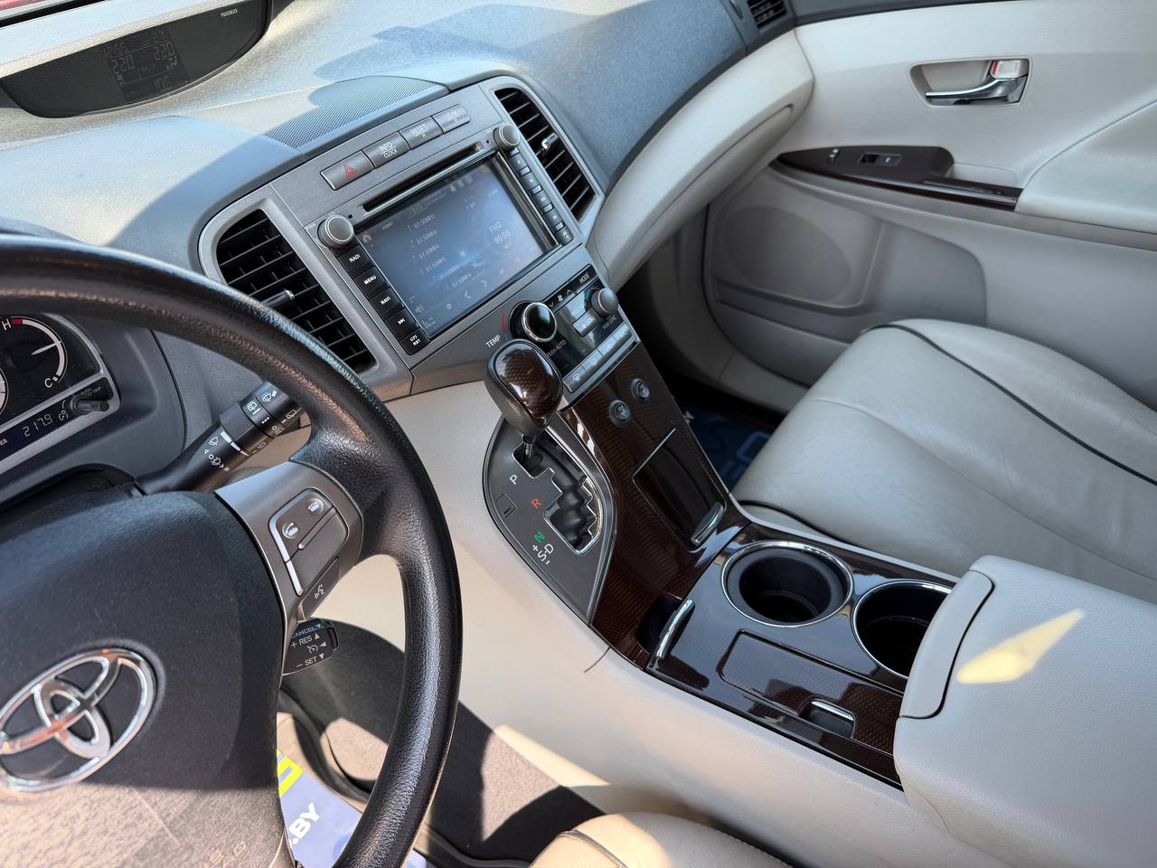 Фото автомобиля 12