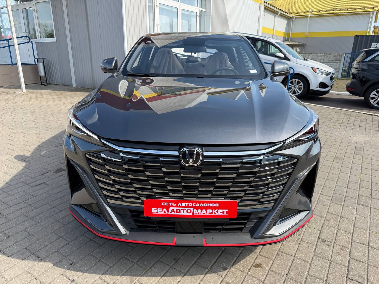 Фото автомобиля 3