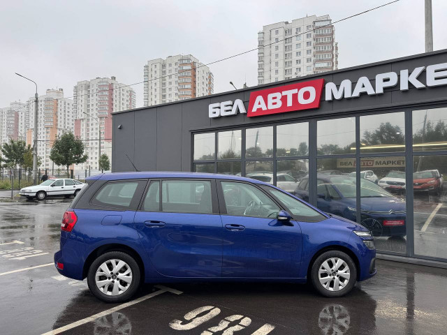 Фото автомобиля 3