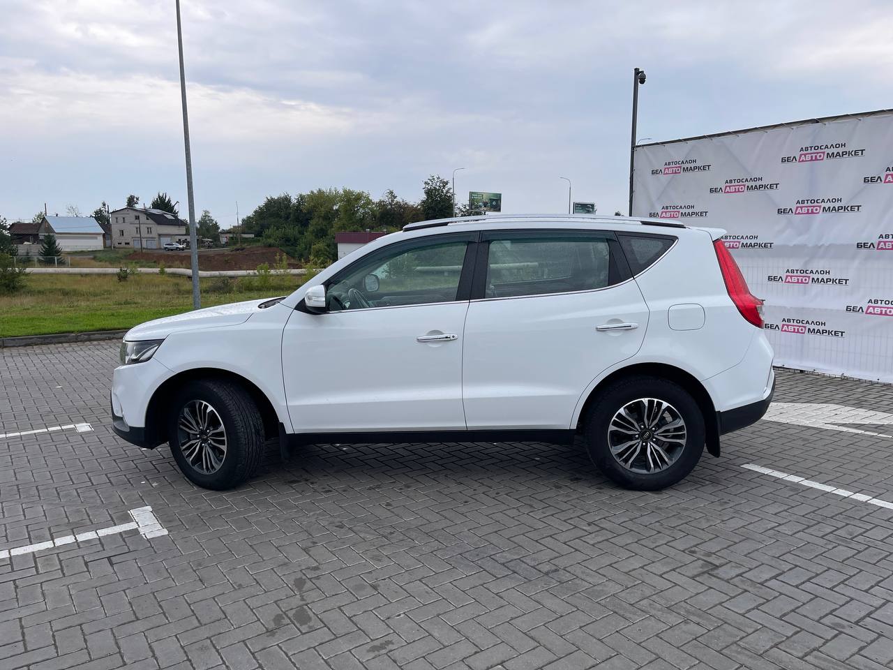 Фото автомобиля 7