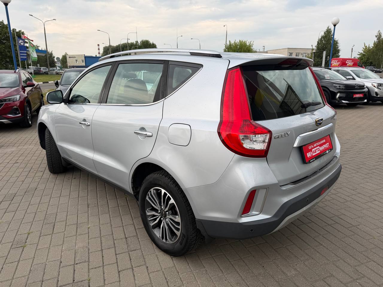 Фото автомобиля 8