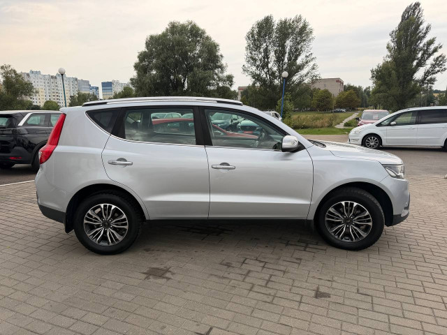 Фото автомобиля 5