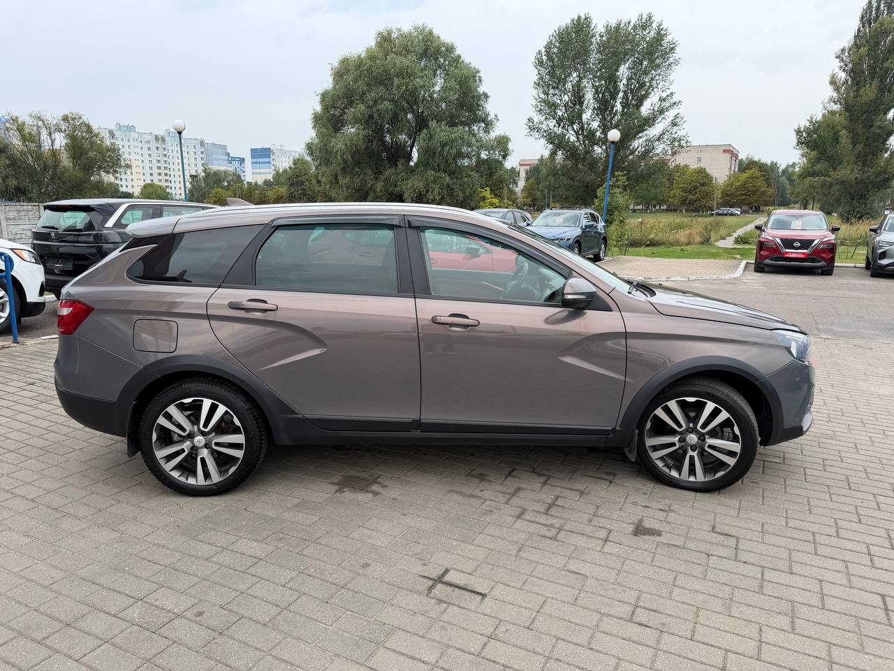 Фото автомобиля 2