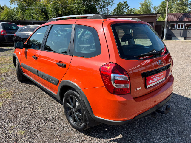 Фото автомобиля 5