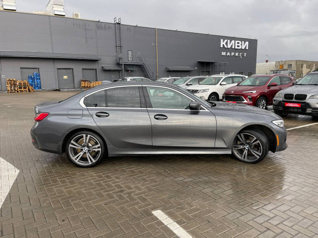 Фото автомобиля 3