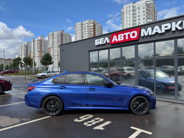 Фото автомобиля 3