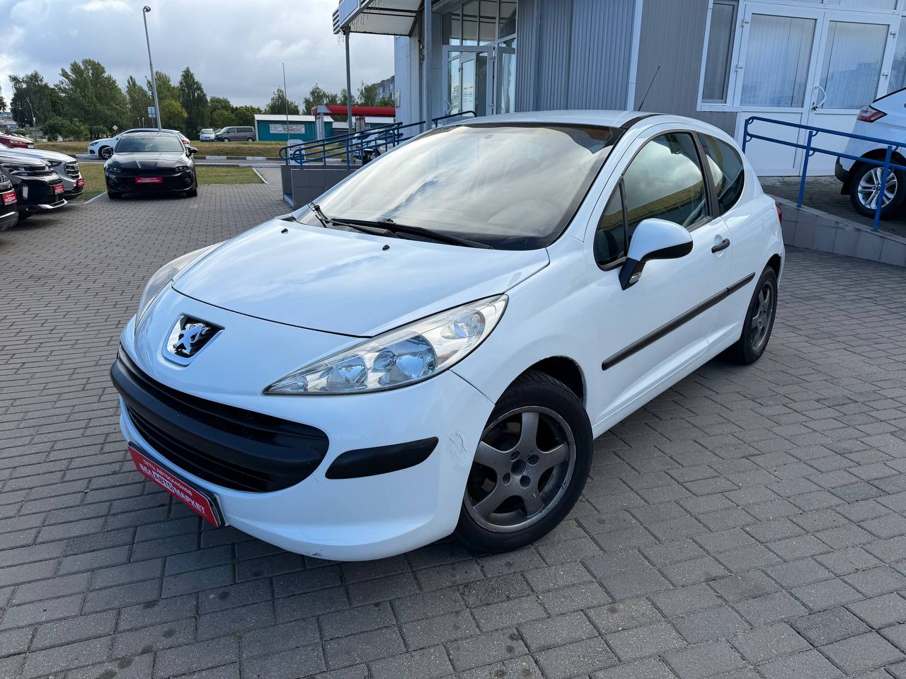 авто с пробегом peugeot 207 2007